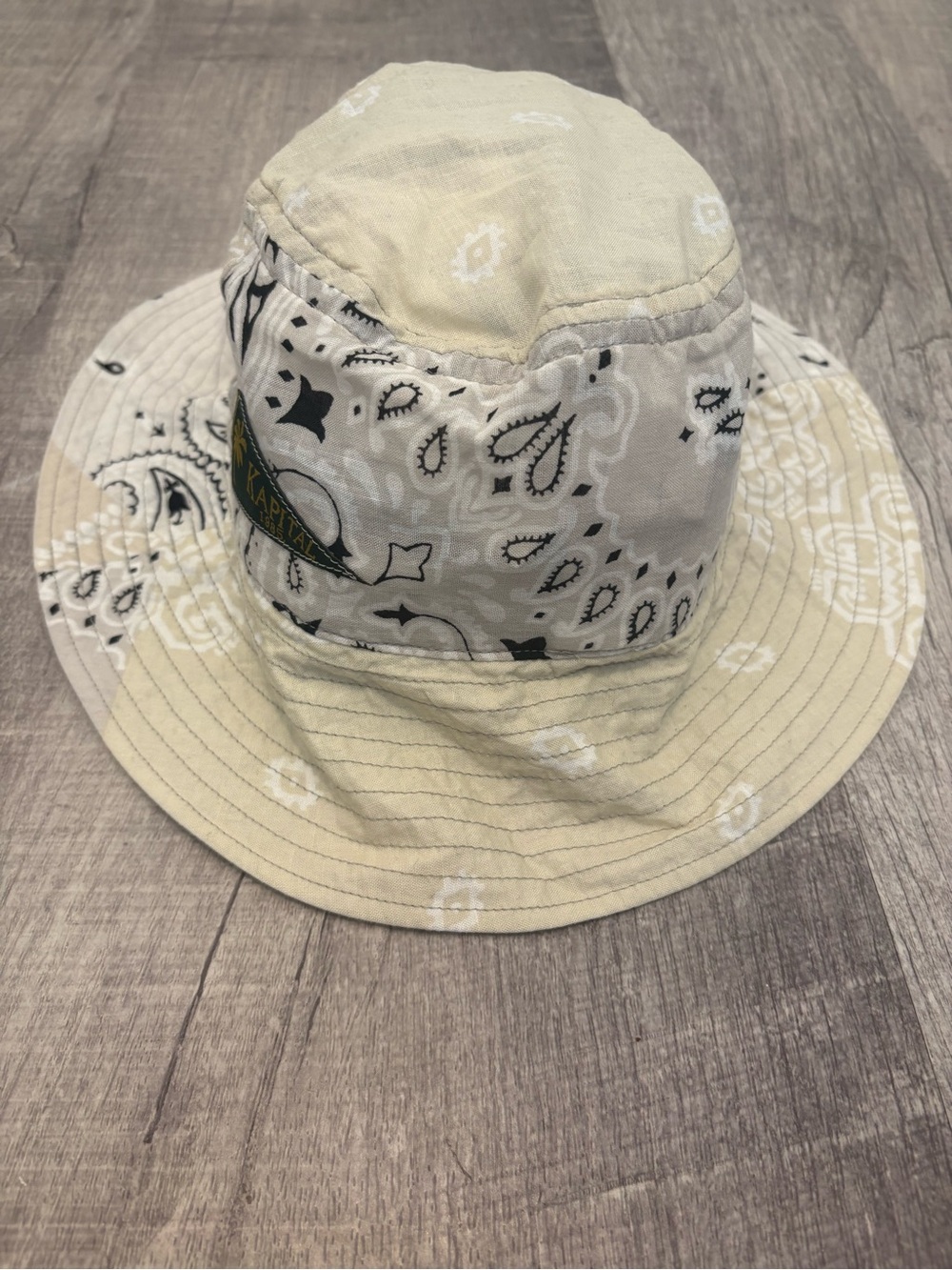 Kapital Bandana Patchwork Bucket Hat White NWT MR PORTER Kapital 1985 Tag